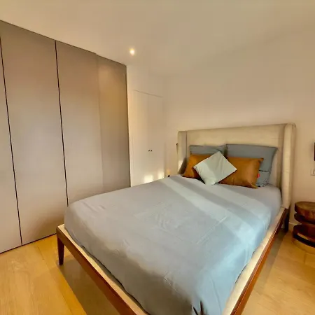 Moderne - Lumineux - Vue Port Антиб