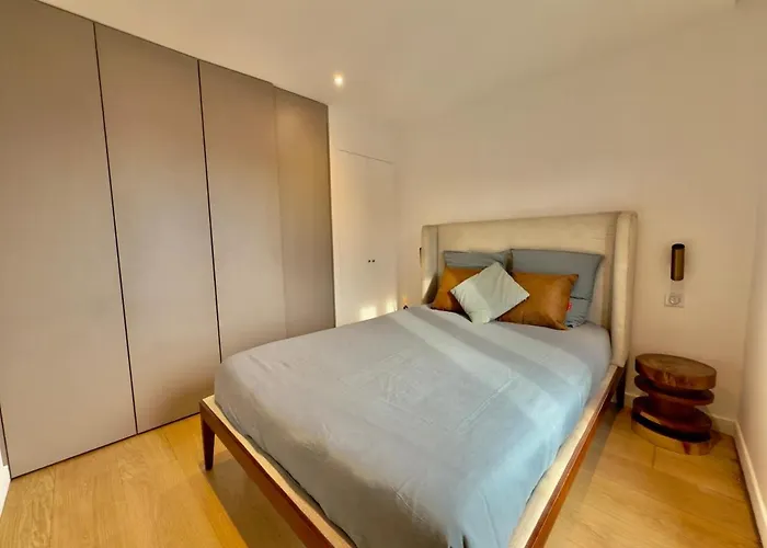 Moderne - Lumineux - Vue Port Антиб